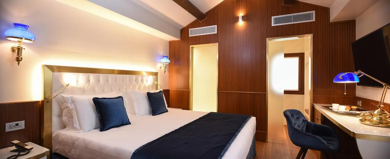 ****  Santa Croce Boutique Hotel Venice Italy